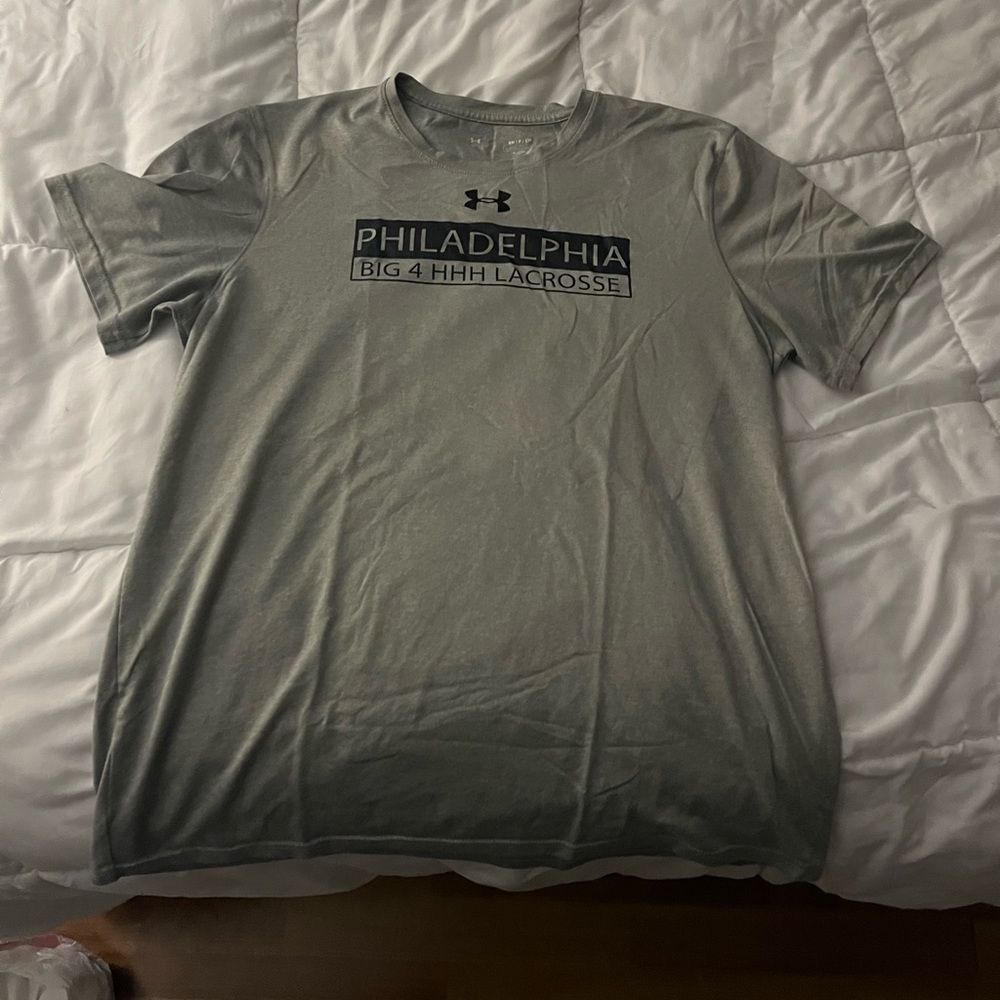 Men’s Under Armour lacrosse athletic tee - Size S